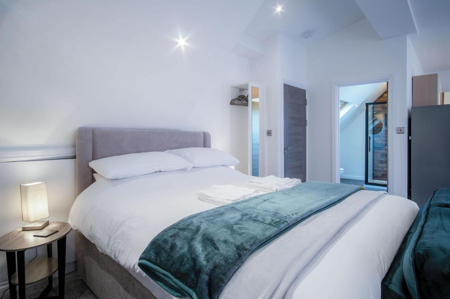 The Penthouse - 1 Bedroom Apartment - Ocean Breeze Port-Eynon Exterior foto